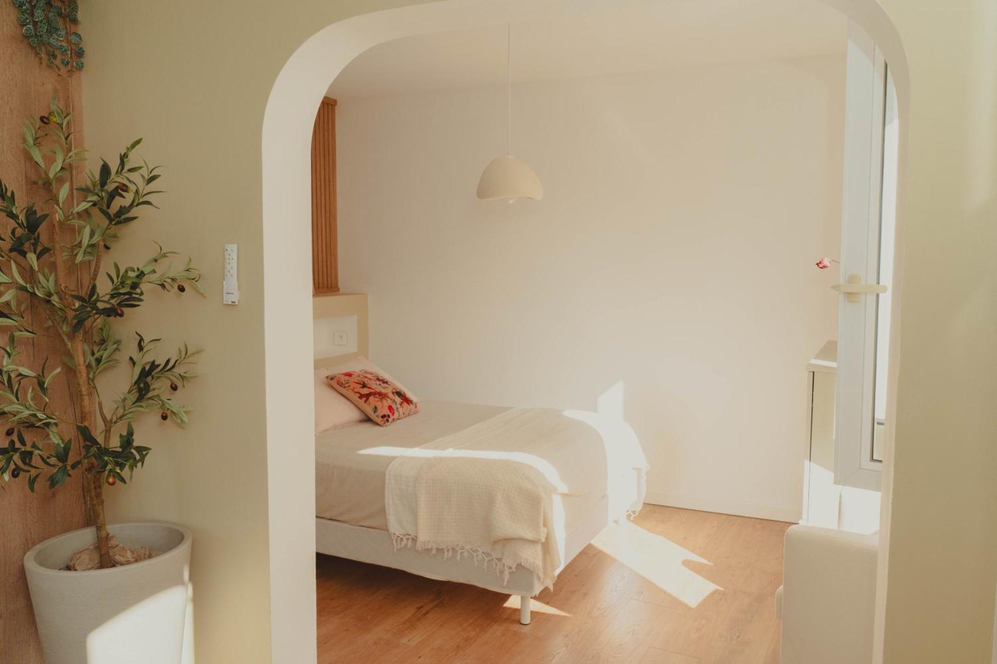 Au Coeur De Hyeres, Ideal Pour Les Couples ! ภายนอก รูปภาพ