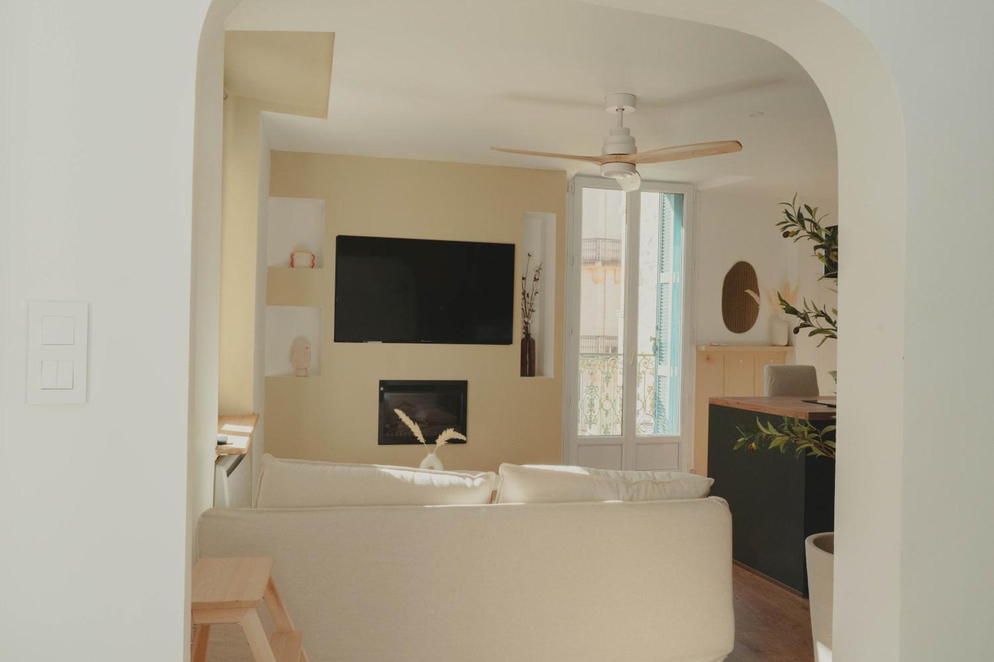 Au Coeur De Hyeres, Ideal Pour Les Couples ! ภายนอก รูปภาพ